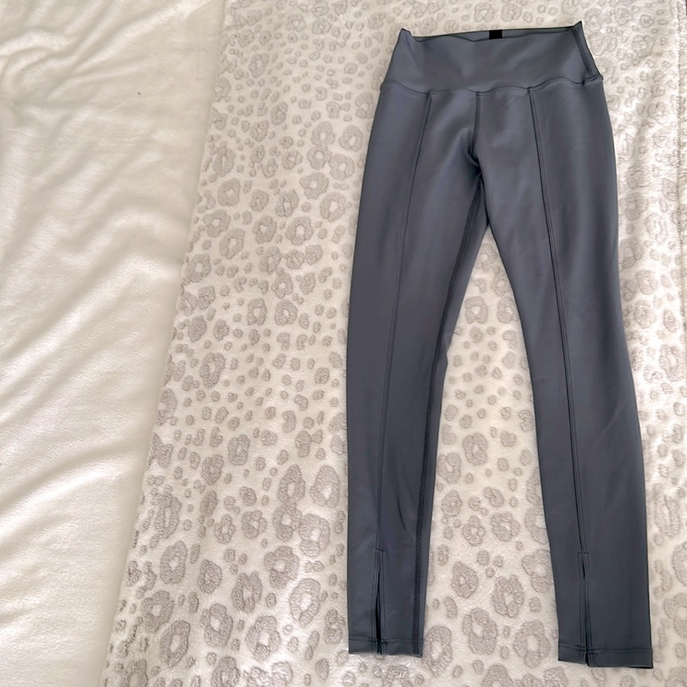 Peloton slit front grey leggings